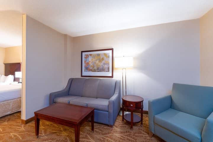 Room 34 of 49