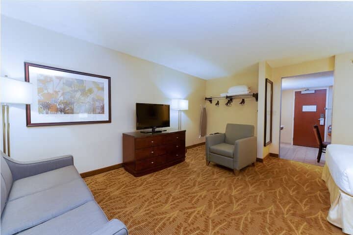 Room 20 of 49